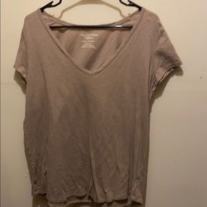 American Eagle Favorite Tee